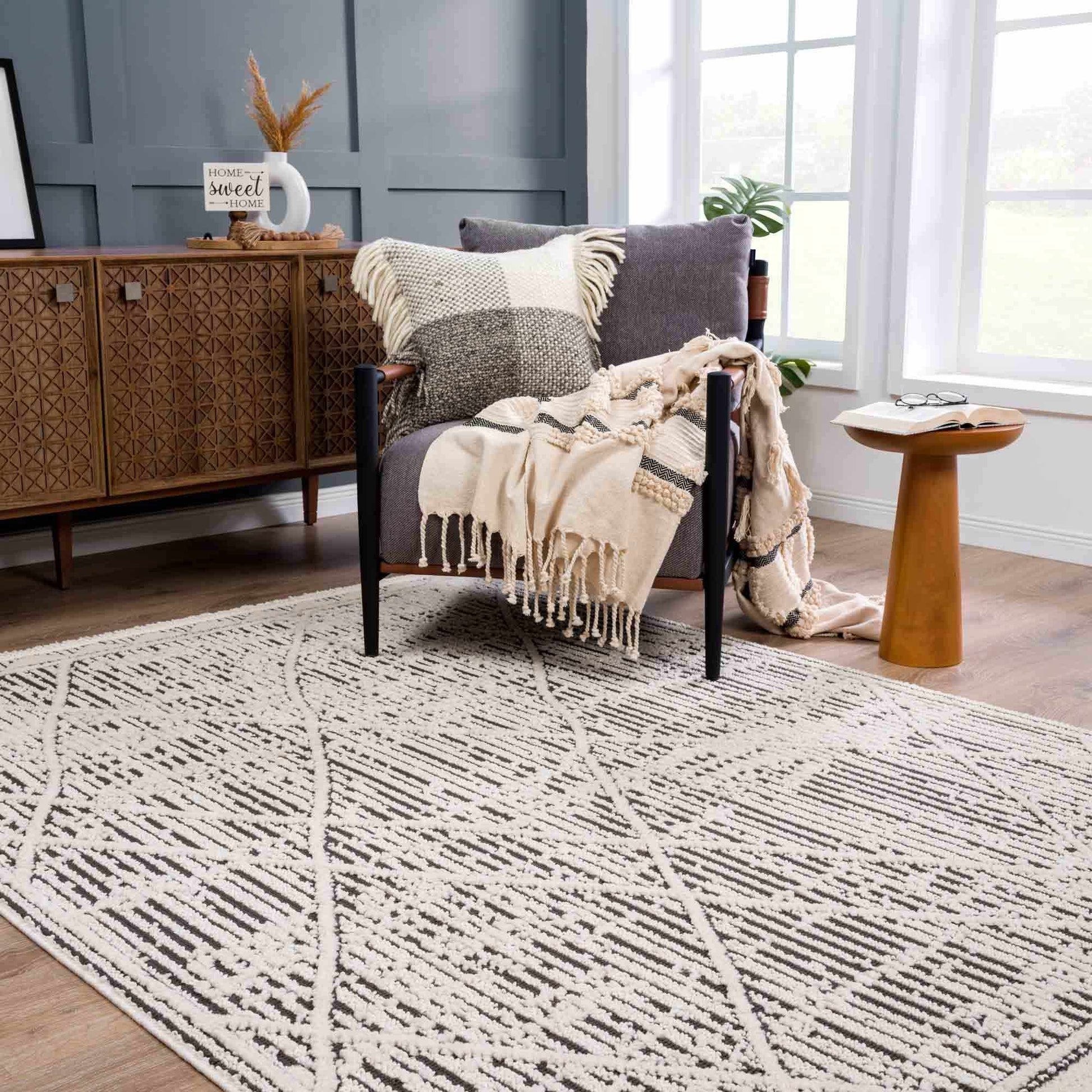 Umay Area Rug